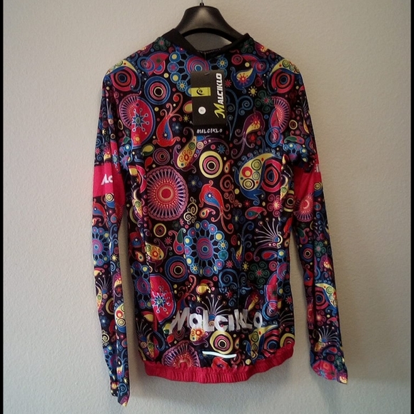 Malciklo Suits - Picture 2 of 4